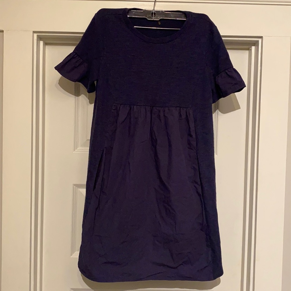 Cutest navy English factory dress!